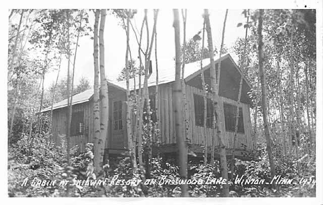 A cabin at Skidway Resort on Basswood Lake, 1940. Photo courtesy Minnesota Historical Society.