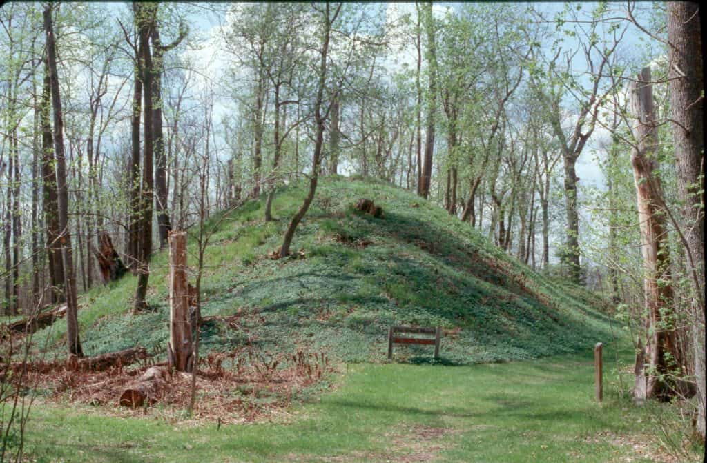 Grand Mound (Photo courtesy MN Historical Society)