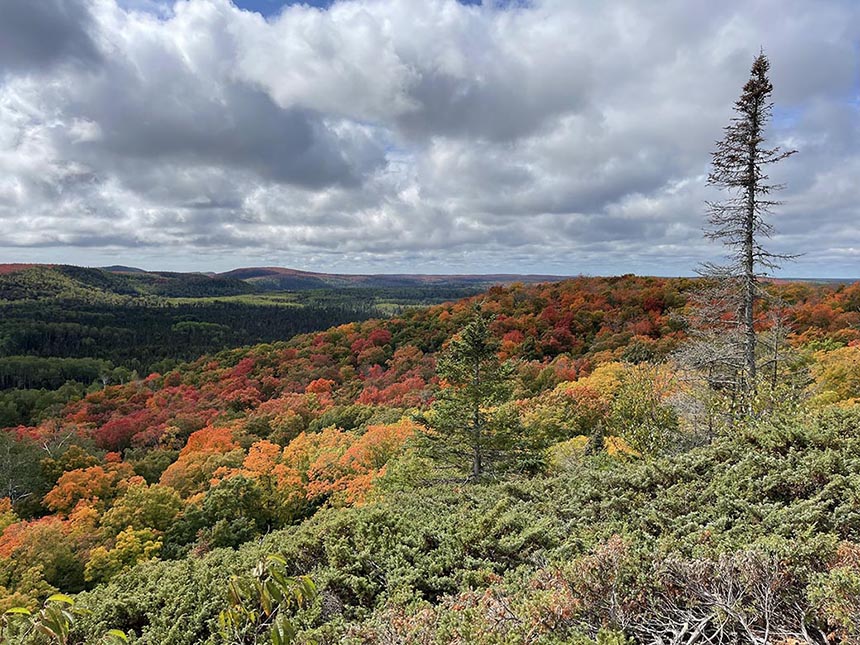 Scenic vista on the Superior Hiking Trail